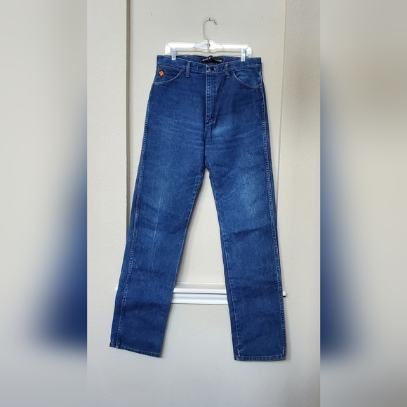 Wrangler Men's FR 2112 Straight Blue Jeans.Size 34x38
